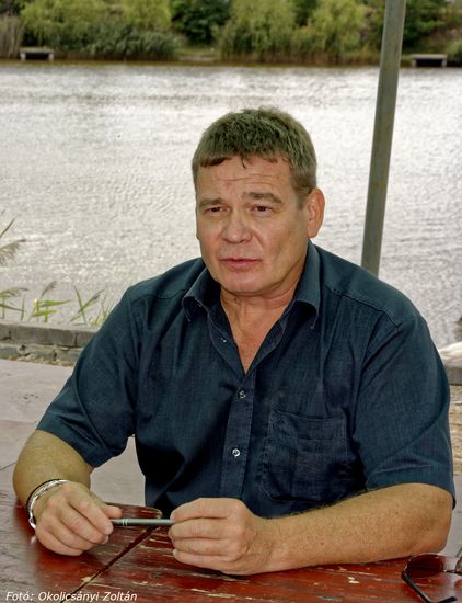 A martfűi időkapun túl időt kapunk A martfűi időkapun túl időt kapunk