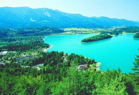 Faaker See mit Insel Kärnten