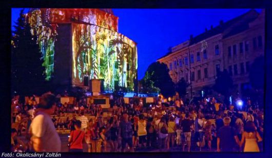 Pécs: Zsolnay fényfesztivál Pécs: Zsolnay fényfesztivál