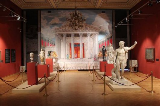 Pompeji: Élet és halál a Vezúv árnyékában Pompeji: Élet és halál a Vezúv árnyékában