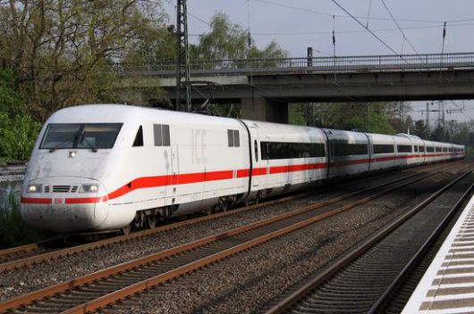 MSE Tours: Vonattal Berlinbe MSE Tours: Vonattal Berlinbe